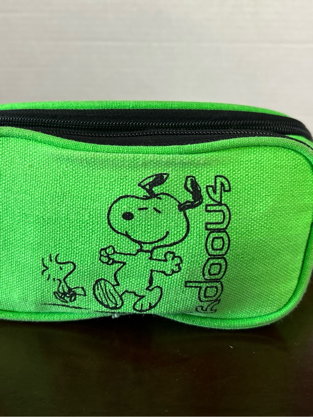 Vtg Peanuts Snoopy Kids Fanny pack- Bright Green
